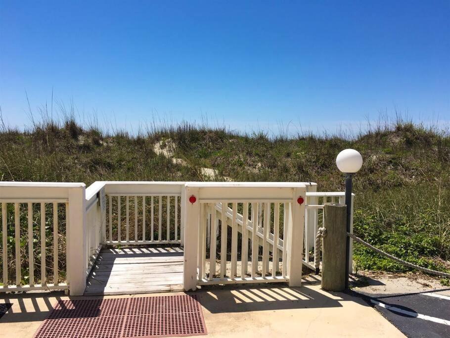 *2Br Oceanfront Retreat*King Ensuite*Pool*Nmb Cherry Grove*Pc4 Myrtle Beach Dış mekan fotoğraf